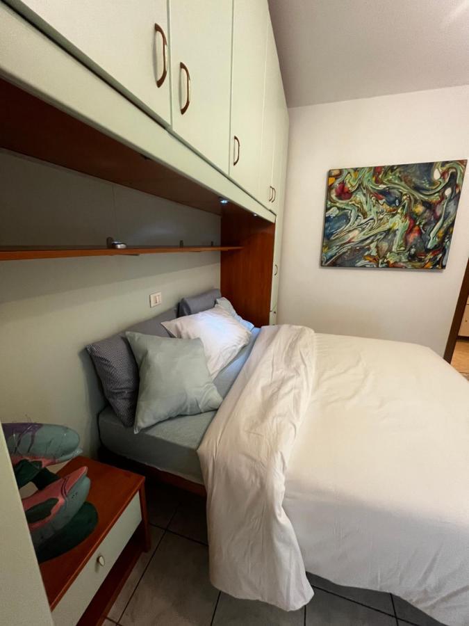 Appart 21 Artistic Beach Apartment Lignano Sabbiadoro Zewnętrze zdjęcie